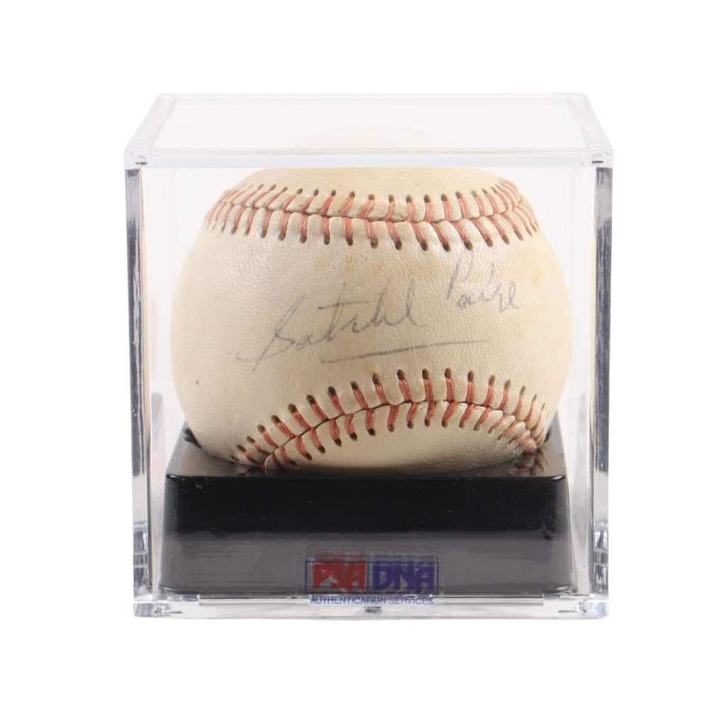 Pelota de Satchel Paige con Autógrafo Individual y Firma Sweet Spot