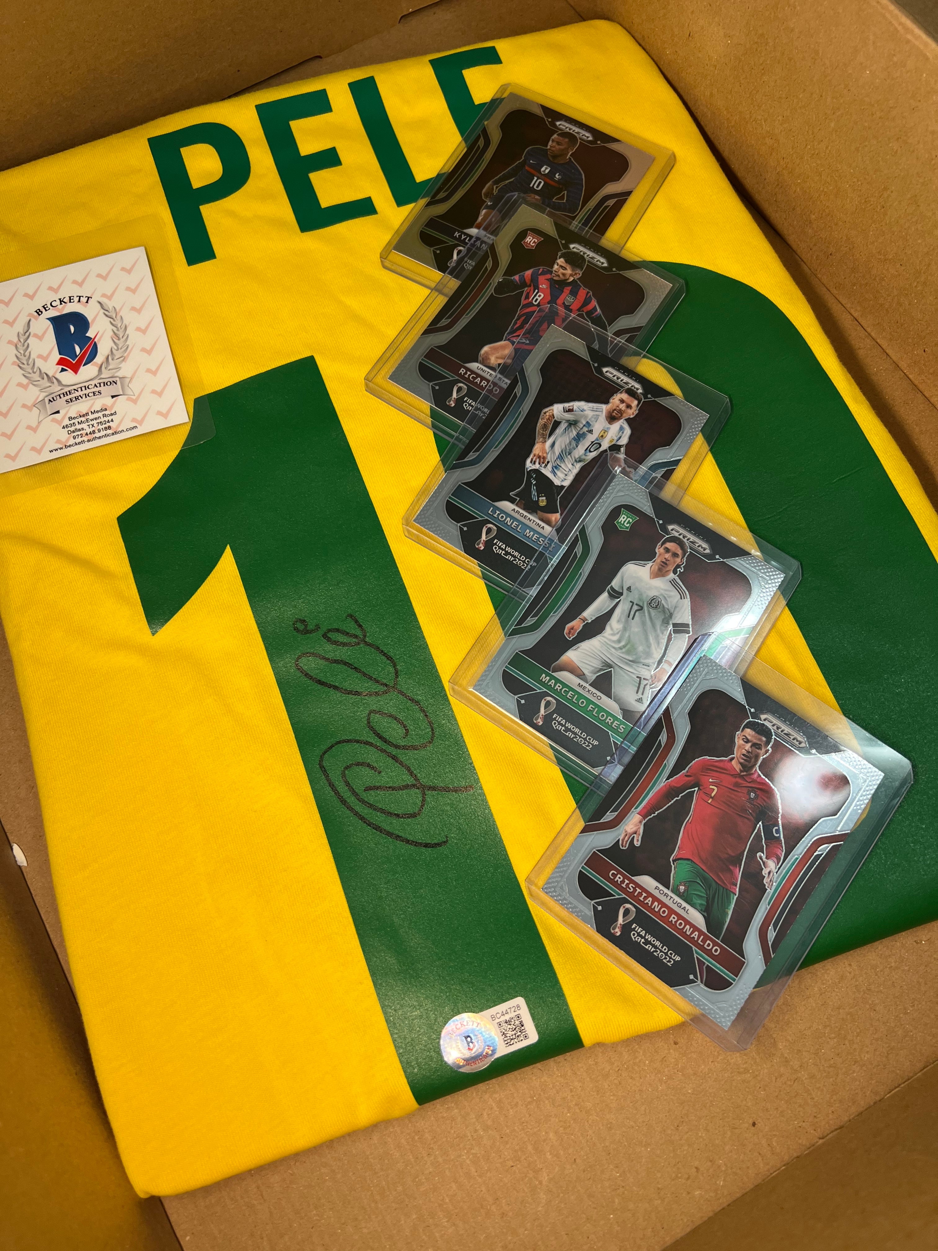 Pelé - Jersey Firmada dé la Selección de Brasil